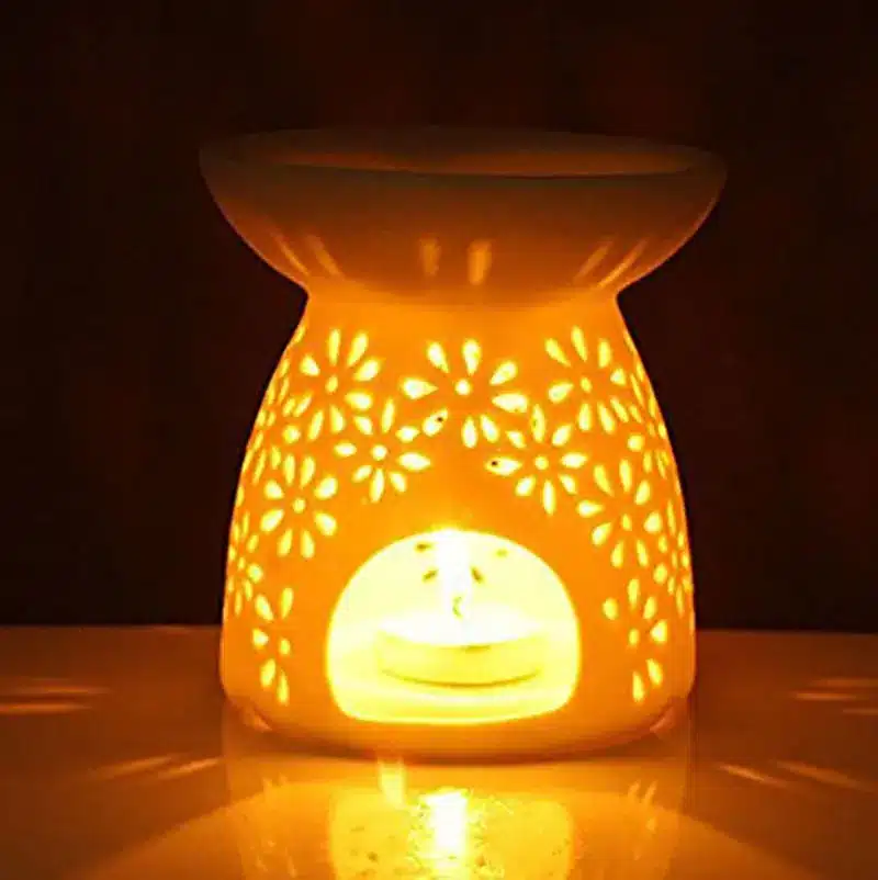 Mini Ceramic Aroma Essential Oil Lamp Hollowing Candle Furnace Essential Oil Furnace Incense Burners Home Furnishing Decoration 24