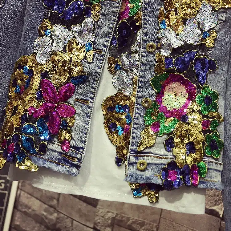 2018 Spring Jacket Women Denim Embroidery Rose Floral Beading Pearl Sequin Patch Epaulet Ripped Hole Bomber Denim Jacket 21