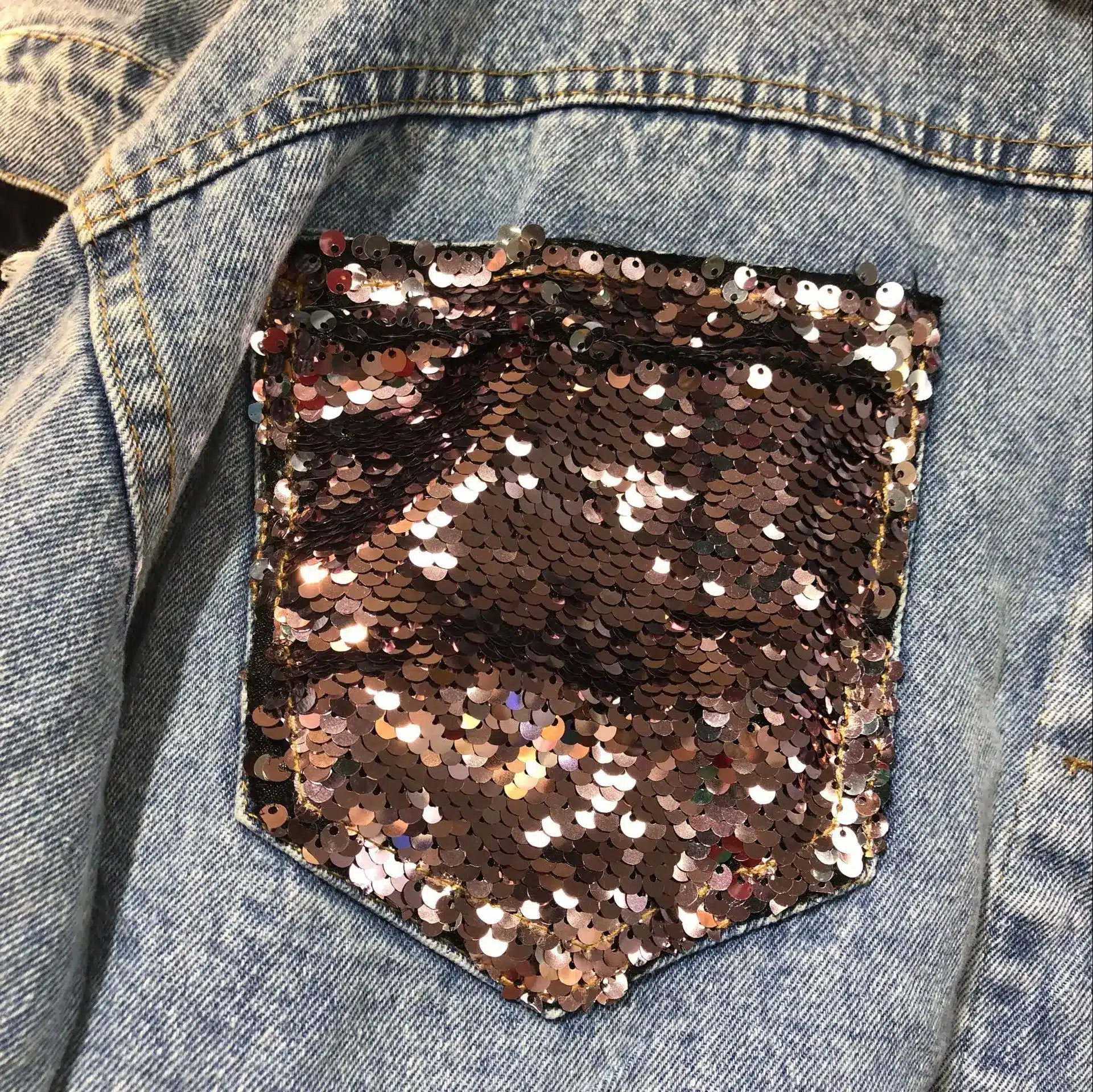 Short Denim Jacket Coat Female Student Loose Spring Autumn Sequins Irregular Short Jeans Jacket Women Holes Denim Coats 4