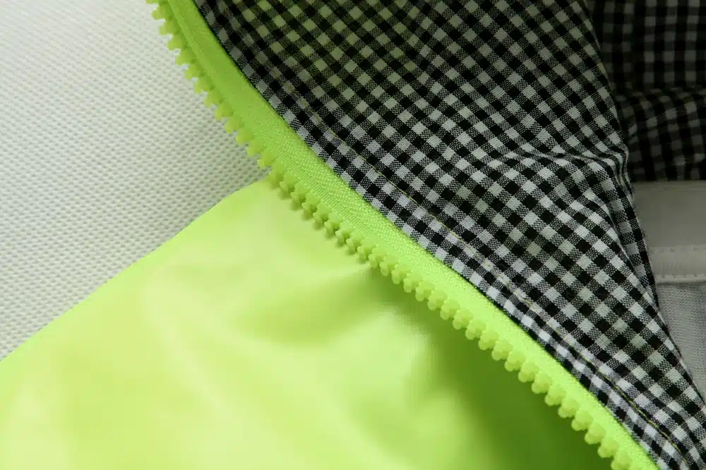 2018 Mens Jackets And Coats Fashion Chaqueta Hombre Spring Summer New Men's Bright Light Jacket Sun Clothing Block Thin Jackets 16