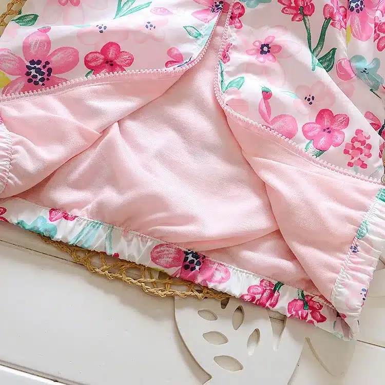 Spring 2018 New Cotton Baby Girls Coat Spend Three Flowers Lollipops Dot Jacket Cardigan Kids Children Clothing Autumn 20