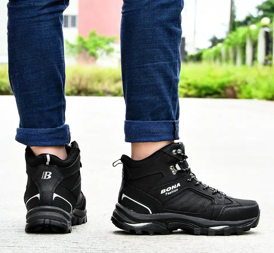 BONA Men Boots Anti-Skidding Leather Shoes Men Popular Comfy Spring Autumn Men Shoes Short Plush Snow Boots Durable Outsole 23