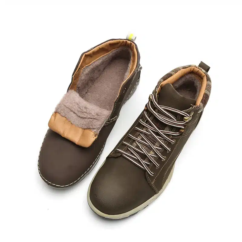LINGGE Brand Snow Shoes Men Boots 100% Genuine Leather Warm Fur Men Boots Handmade Plus Size Men Shoes Casual Ankle Lace-Up Boot 10