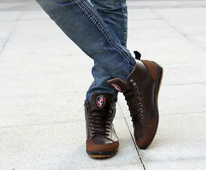 New 2018 Men Leather Boots Fashion Autumn Winter Warm Cotton Brand Ankle Boots Lace Up Men Shoes Footwear Casual Drop Shipping 19