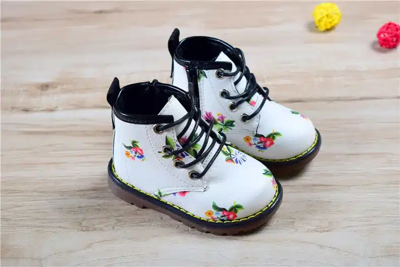 Hot sale 2018 New Spring/Autumn Children Rubber Boots Leather Non-slip Boots For Girls Waterproof Fashion Kids Boots Size 21-30 12