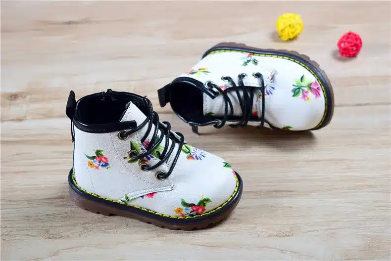 Hot sale 2018 New Spring/Autumn Children Rubber Boots Leather Non-slip Boots For Girls Waterproof Fashion Kids Boots Size 21-30 13