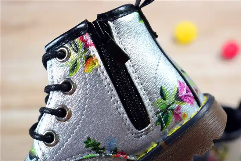 Hot sale 2018 New Spring/Autumn Children Rubber Boots Leather Non-slip Boots For Girls Waterproof Fashion Kids Boots Size 21-30 23