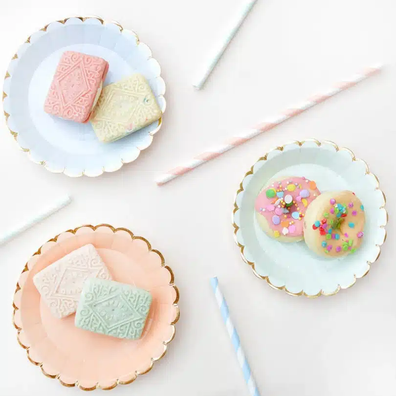 8pcs Candy Color Dinner Paper Plates Party Supply Foil Scalloped Pastel Plates with Gold Foil Party Supplies Tableware CP060 11