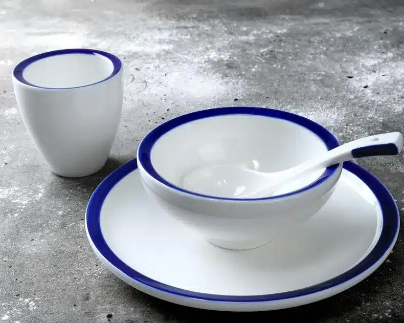 4 Pcs Set Simple Modern Hotel Kitchen Dinnerware Accessories 1 Person Dinner Set Creative Tableware Ceramic Mug Spoon Plate Bowl 4