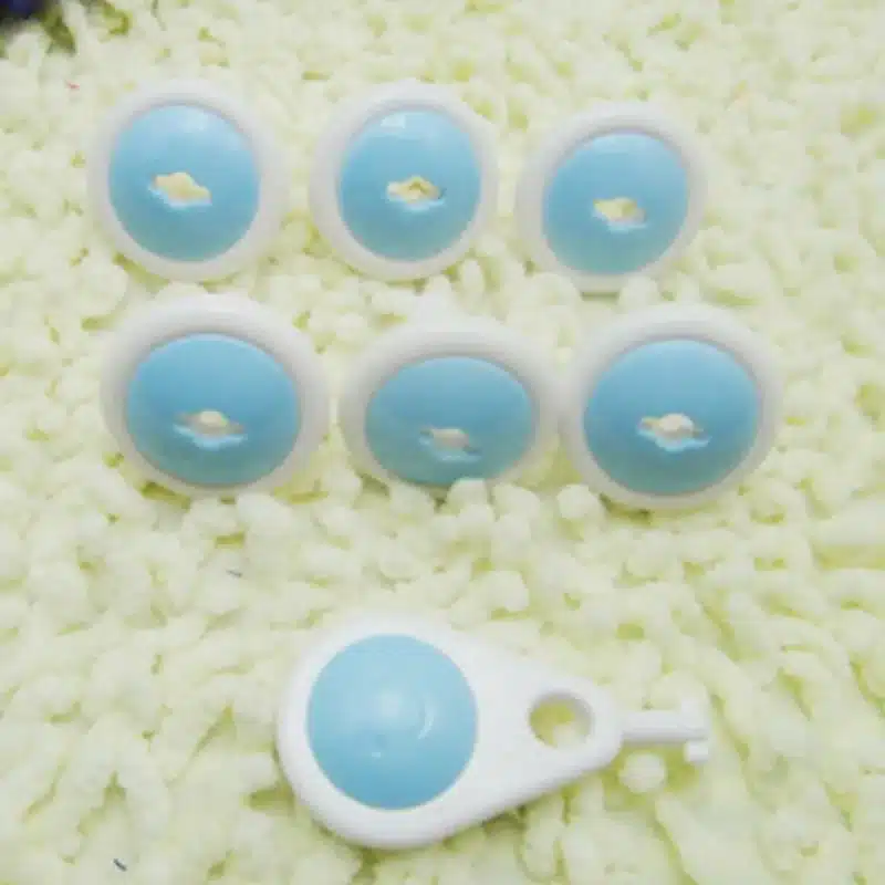 Protection 6 pcs Russian EU European Euro security Child Electric Socket Outlet Plug Two Phase Safe Lock Cover Baby Kids Safety 5