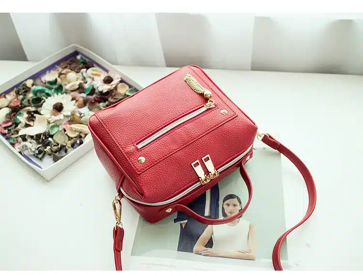 2018 New Tassel Fashion Pu Leather Solid Women Handbags Hotsale Ladies Shopping Bag Casual Shoulder Messenger Crossbody Bags 25