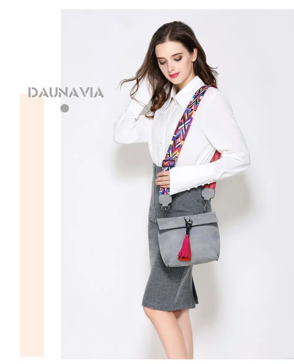 DAUNAVIA Brand Women Messenger Bag Crossbody Bag tassel Shoulder Bags Female Designer Handbags Women bags with colorful strap 9