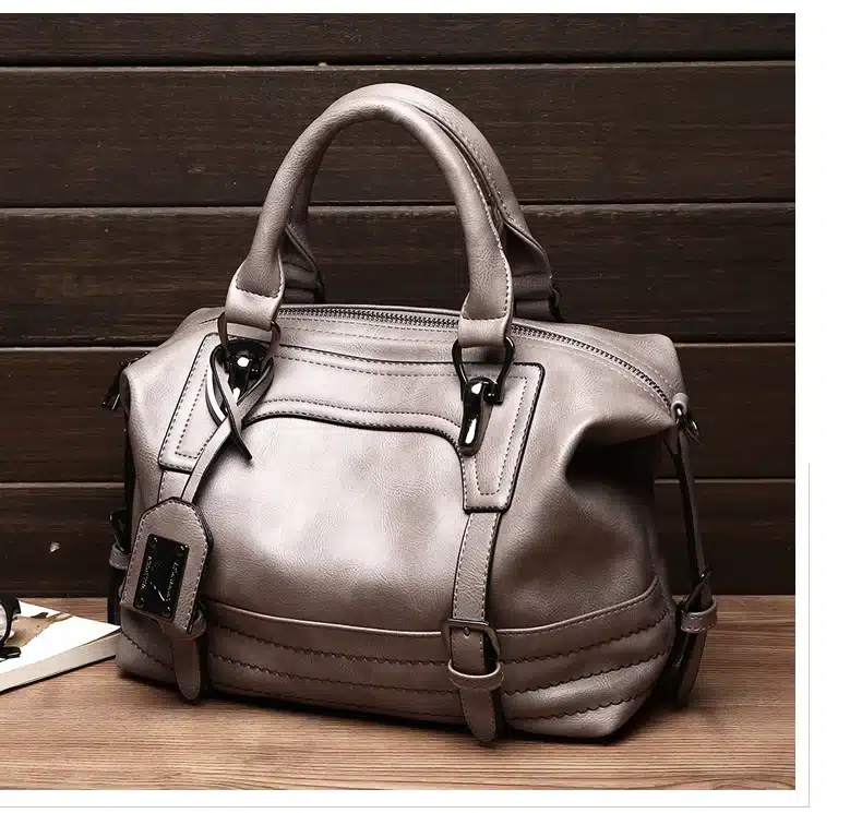 2018 Winter New Pu Leather Handbag Hign Capacity Vintage Tassel Shoulder Bags For Women Belt Buckles Shopping Tote 12
