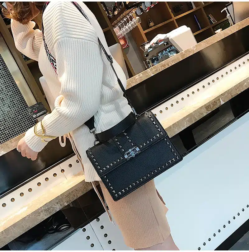 2018 Brand Women Bags Luxury Handbags Women Messenger Bags Cover Rivet Bag Girls Fashion Shoulder Bag Ladies PU Leather Handbags 11