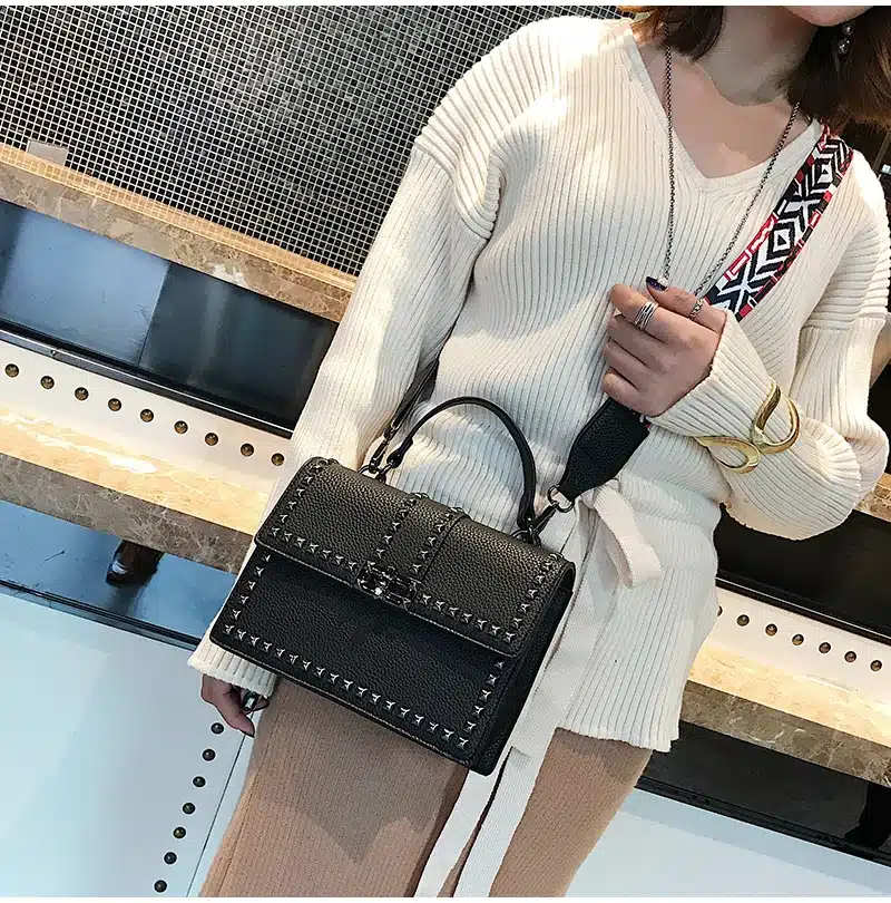 2018 Brand Women Bags Luxury Handbags Women Messenger Bags Cover Rivet Bag Girls Fashion Shoulder Bag Ladies PU Leather Handbags 12