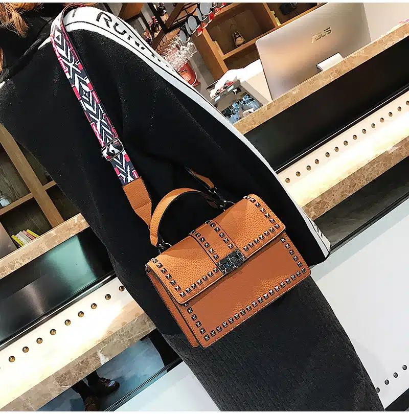 2018 Brand Women Bags Luxury Handbags Women Messenger Bags Cover Rivet Bag Girls Fashion Shoulder Bag Ladies PU Leather Handbags 13