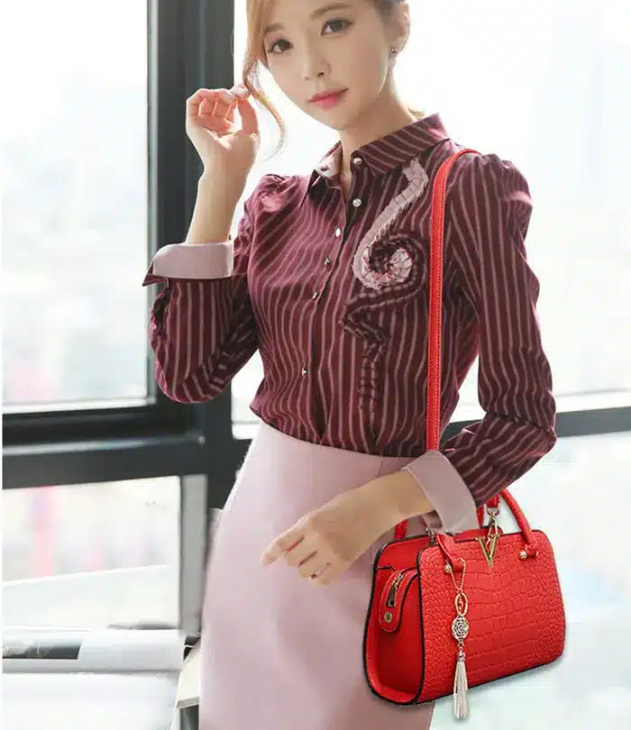 woman fashion Crocodile leather V letters Designer Handbags Luxury quality Lady Shoulder Crossbody Bags fringed Messenger Bag 5