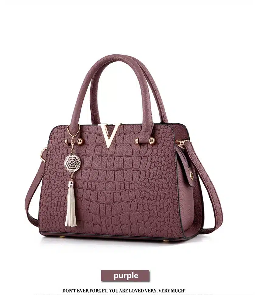 woman fashion Crocodile leather V letters Designer Handbags Luxury quality Lady Shoulder Crossbody Bags fringed Messenger Bag 10