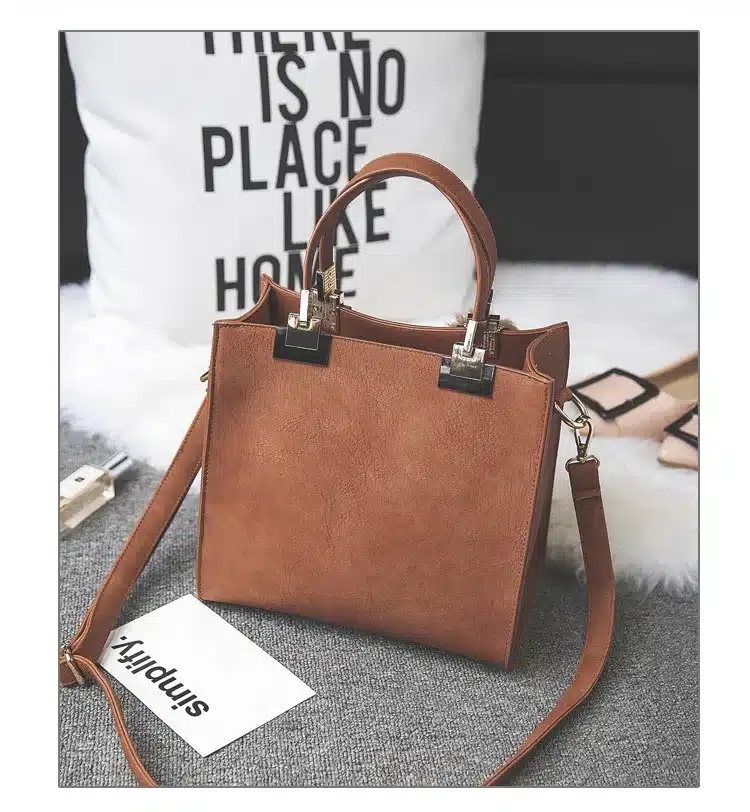 Hot sale handbag women casual tote bag female large shoulder messenger bags high quality PU leather handbag with fur ball bolsa 28