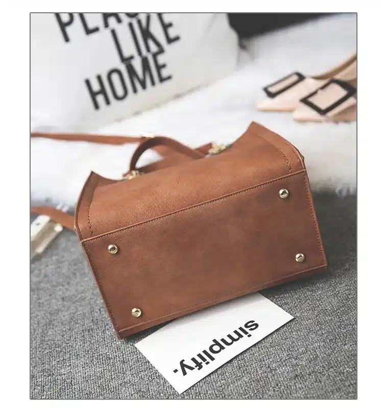 Hot sale handbag women casual tote bag female large shoulder messenger bags high quality PU leather handbag with fur ball bolsa 29