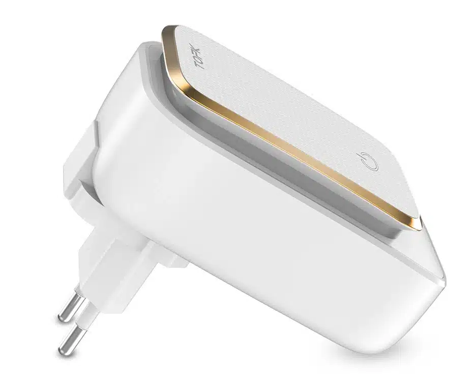 TOPK L-Power 4-Port 4.4A(Max) 22W EU USB Charger Adapter LED Lamp Auto-ID Portable Phone Travel Wall Charger for iPhone Samsung 10