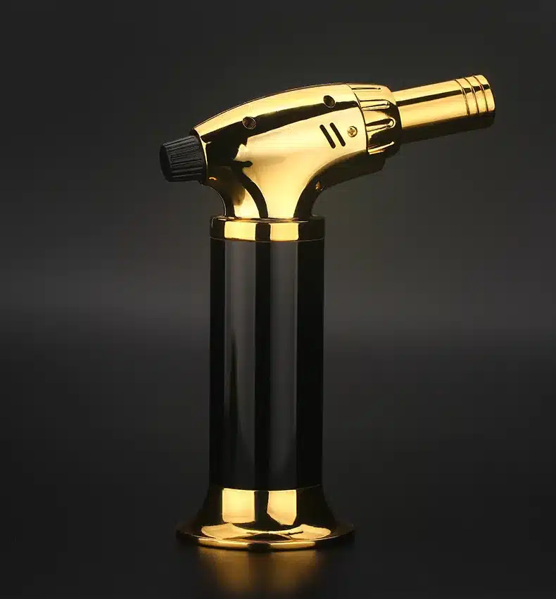 Torch Turbo Lighter 2018 New Spray Gun Jet Butane Cigar Lighter Gas Cigarette 1300 C Windproof Lighter No Gas 10
