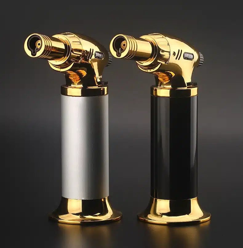 Torch Turbo Lighter 2018 New Spray Gun Jet Butane Cigar Lighter Gas Cigarette 1300 C Windproof Lighter No Gas 12