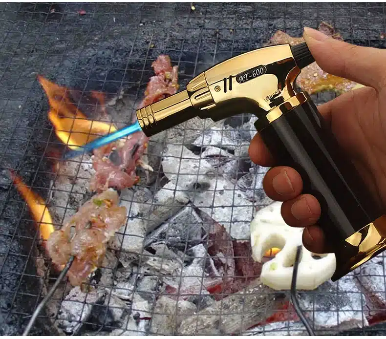 Torch Turbo Lighter 2018 New Spray Gun Jet Butane Cigar Lighter Gas Cigarette 1300 C Windproof Lighter No Gas 19