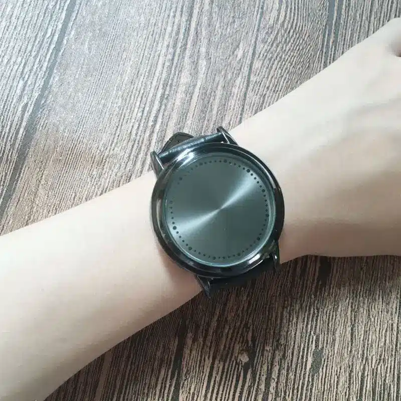 2018 New Casual Fashion Elegant Lady Quartz Bracelet Women Wristwatch LED Jewel Lucky Clover Stainless Steel Case Montre Femme 14