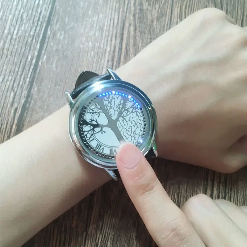 2018 New Casual Fashion Elegant Lady Quartz Bracelet Women Wristwatch LED Jewel Lucky Clover Stainless Steel Case Montre Femme 15
