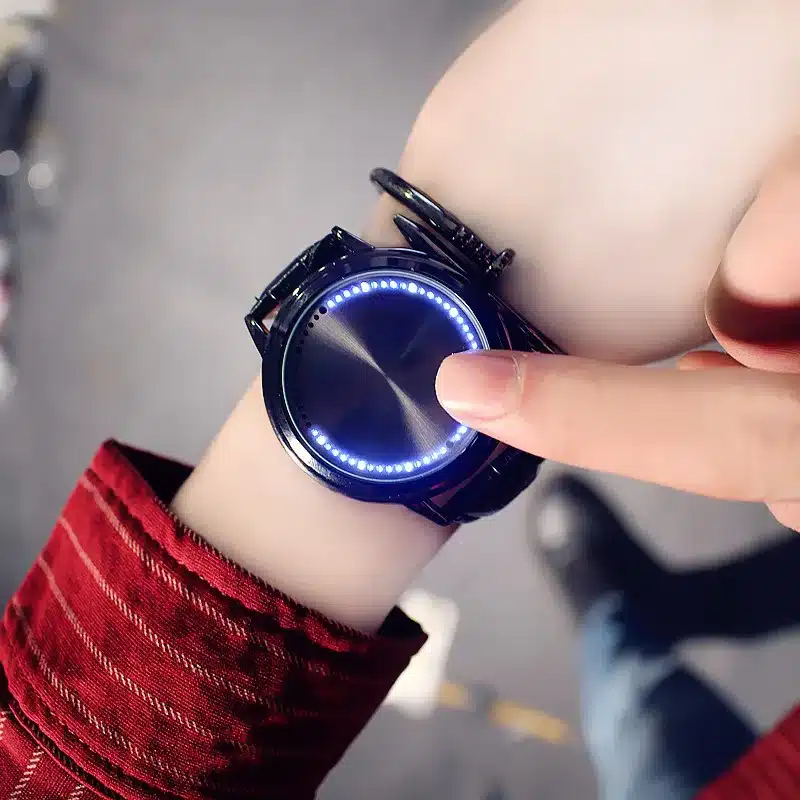 2018 New Casual Fashion Elegant Lady Quartz Bracelet Women Wristwatch LED Jewel Lucky Clover Stainless Steel Case Montre Femme 27