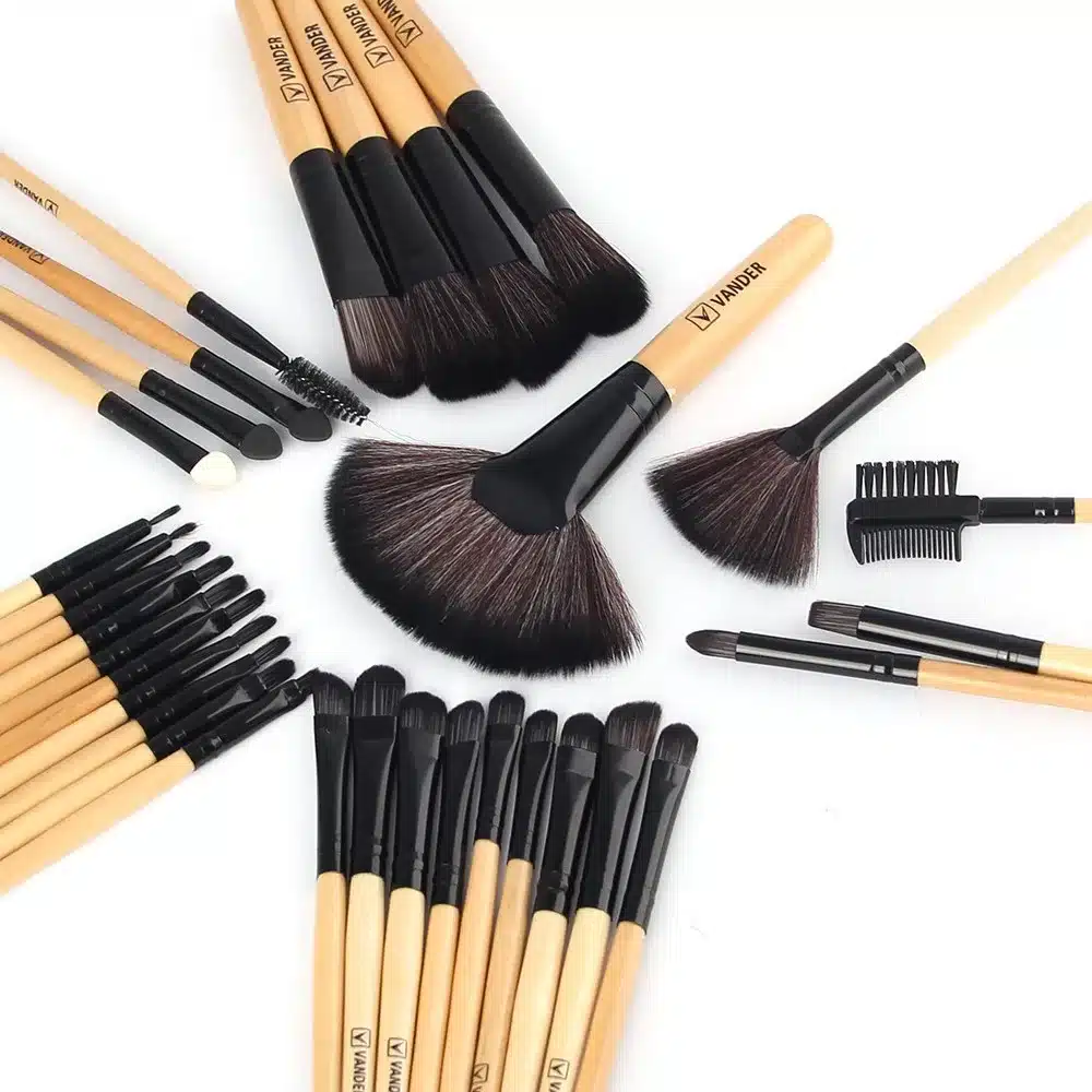 VANDER 32Pcs Set Professional Makeup Brush Foundation Eye Shadows Lipsticks Powder Make Up Brushes Tools w/ Bag pincel maquiagem 28