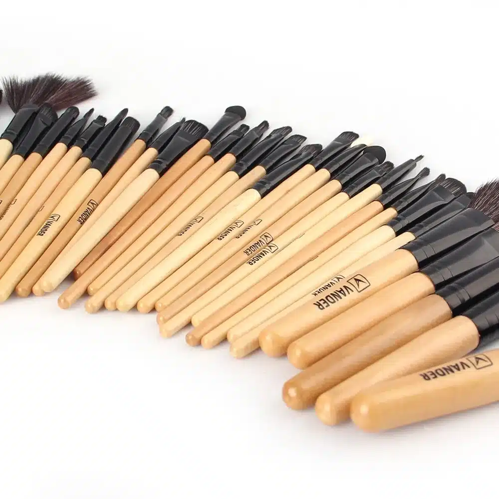 Vander 32Pcs Makeup Brushes Eye Shadows Lipstick Powder Foundation Brushes With Cosmetic Bag pincel Make Up Brushes Kits 17