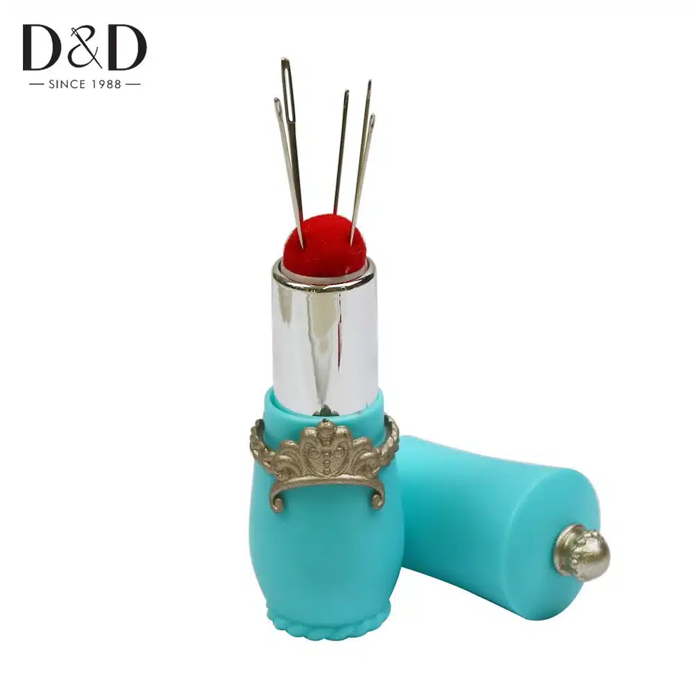 New Craft Lipstick Shaped Needles Pin Cushion with 5 Sewing Needles Pincushion Rotatable Needle Holder Sewing Tool Accessories 28