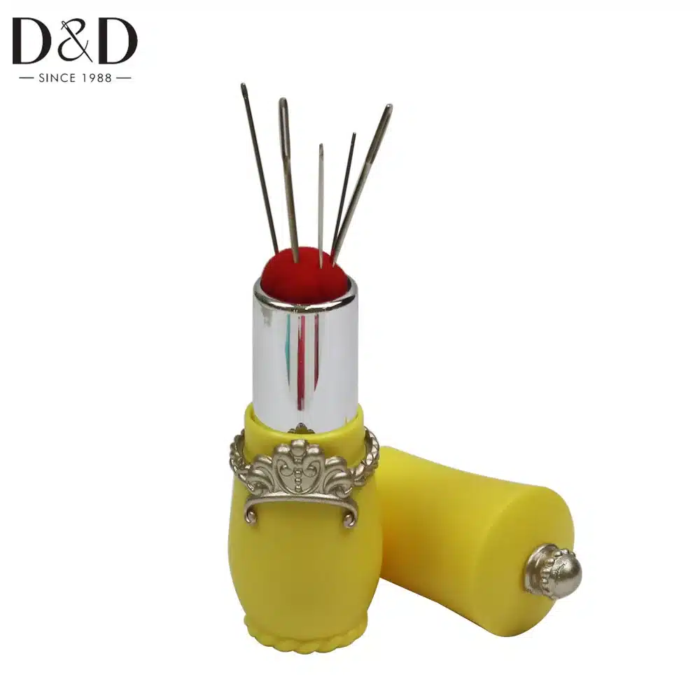 New Craft Lipstick Shaped Needles Pin Cushion with 5 Sewing Needles Pincushion Rotatable Needle Holder Sewing Tool Accessories 29