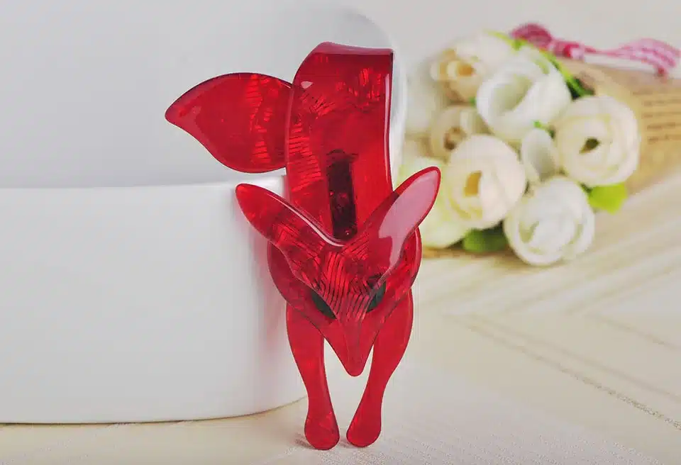 Blucome Flaming Fiery Red Fox Shape Brooch Striated Acrylic Jewelry For Lady Women Party Accessories Scarf Hat Bag Corsage Pins 13