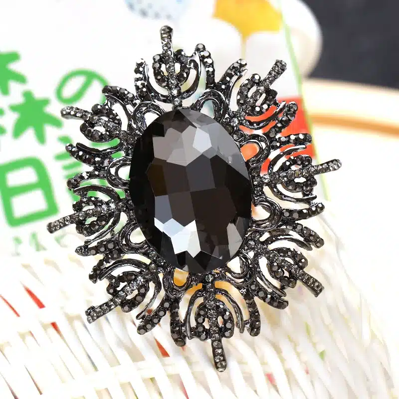 MINHIN Vintage Big Crystal Flower Brooch Pins Women Luxury Rhinestone Gold Silver Large Brooches Corsages Wedding Accessories 112