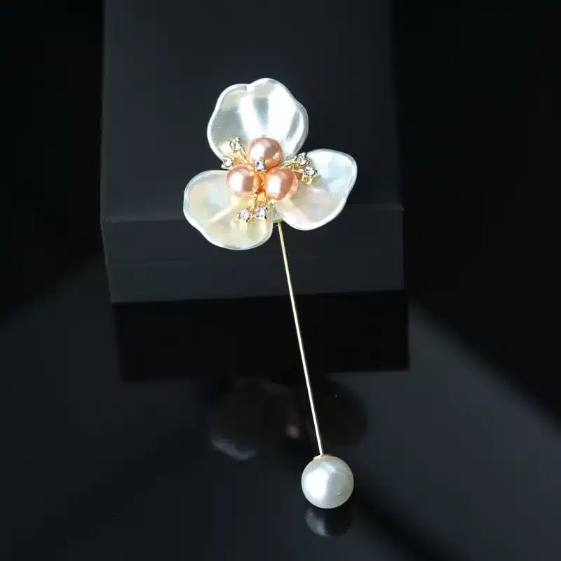i-Remiel High-end Long Needle Brooch Shell Pearl Rhinestone Flower Pins & Brooches Women Suit Sweater Coat Shirt Mujer Pin Badge 10