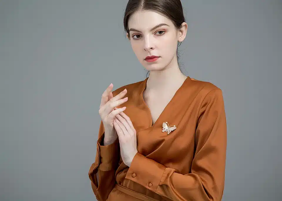 Blucome Classic Animal Butterfly Brooches Zircon Gold Color Jewelry Women Clothing Scarf Hat High Quality Copper Pin Accessories 10