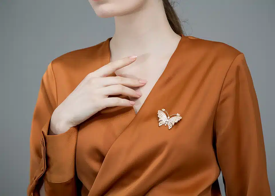 Blucome Classic Animal Butterfly Brooches Zircon Gold Color Jewelry Women Clothing Scarf Hat High Quality Copper Pin Accessories 12