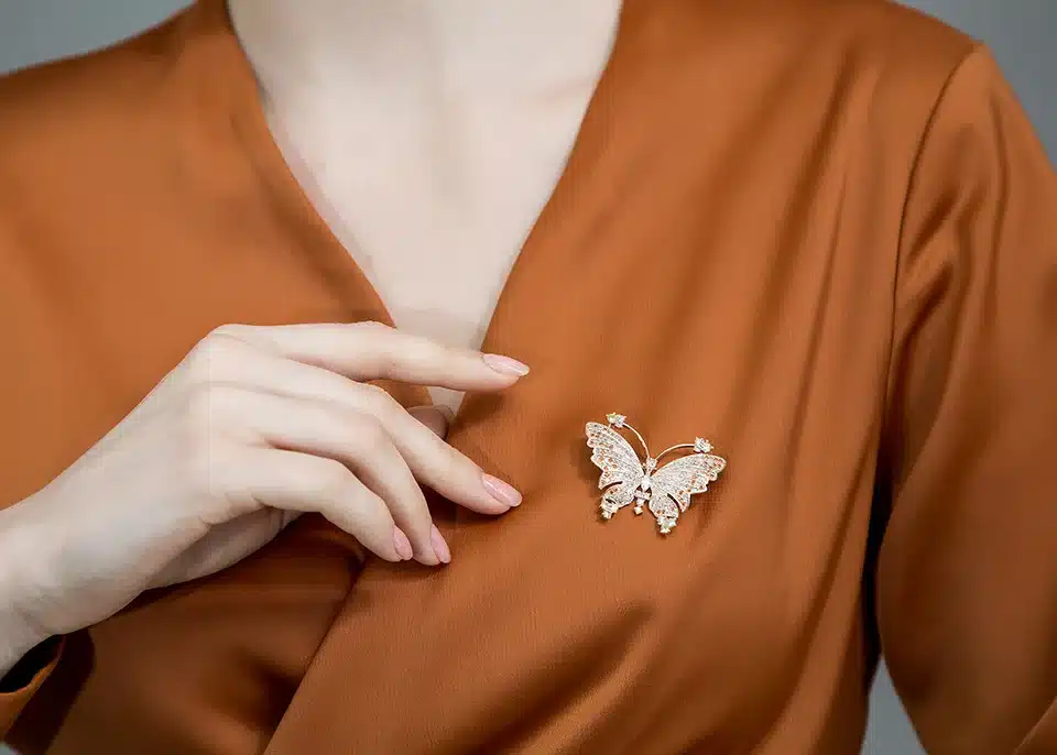 Blucome Classic Animal Butterfly Brooches Zircon Gold Color Jewelry Women Clothing Scarf Hat High Quality Copper Pin Accessories 13