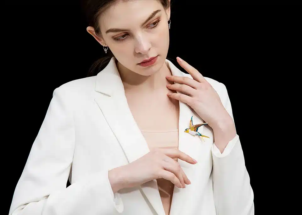 FUNMOR Vivid Enamel Swallow Shape Brooch Pins Coat Dress Decoration Badge Sweater Pendant Bird Animal Brooches For Women Men 23