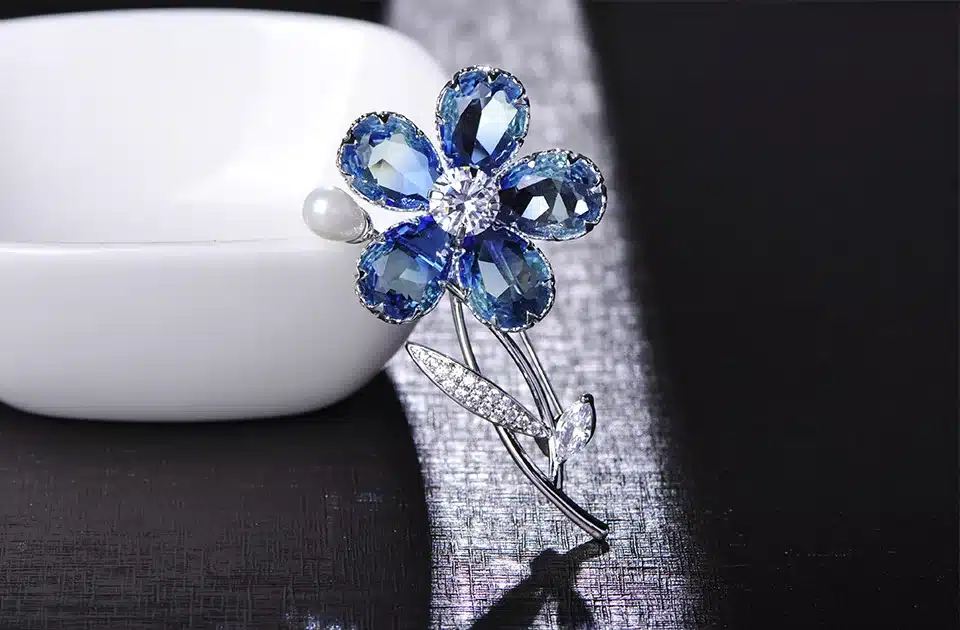 FUNMOR Luxurious Purple CZ Zircon Flower Women Brooch Freshwater Pearls Copper Brooches Hijab Pins Banquet Jewelry Scarf Buckle 35