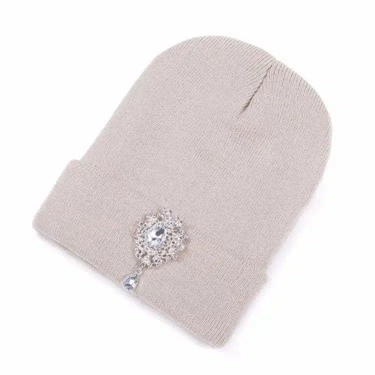 Ralferty 2018 New Winter Hats For Women Warm Knitted Luxury Flower Crystal Beanies Hat Female Skullies Caps Gorras Gorros 2