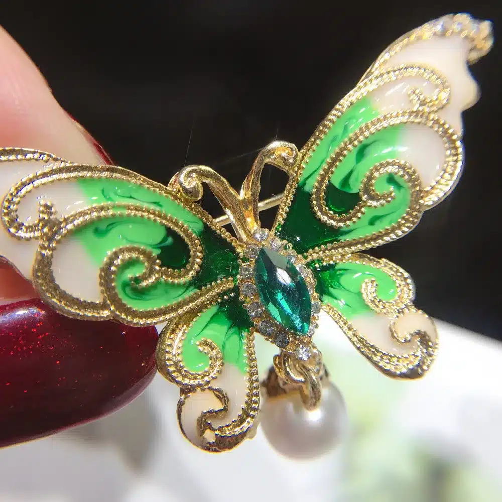 ZHBORUINI High Quality Natural Freshwater Pearl Brooch Pearl Enamel Butterfly Brooch Pins Gold Color Pearl Jewelry For Women 20