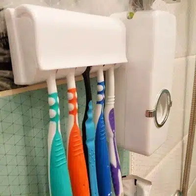 Hot Sale Automatic Toothpaste Dispenser Family Toothbrush Holder set High Quality Bathroom sets 16