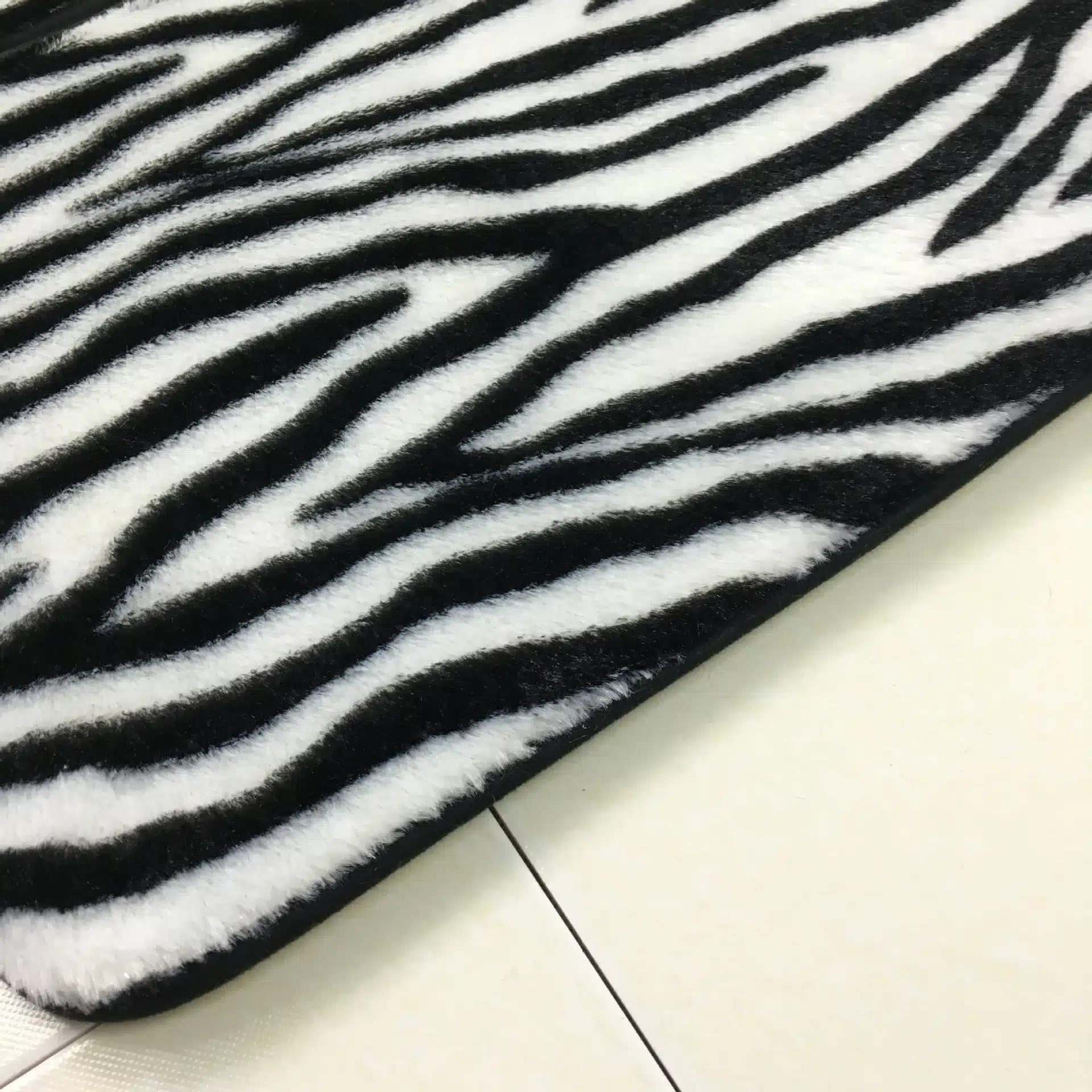 A 3pcs/set Zebra Striped Animal Pattern Leopard Bathroom Set Carpet Absorbent Non-Slip Pedestal Rug Lid Toilet Cover Bath Mat 13