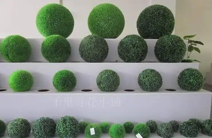 Factory Cheap Price! Mixed Sizes Plastic Flowers Leaf Effect Topiary Balls Artificial Grass Balls Outdoor Hanging Garden Decor 13