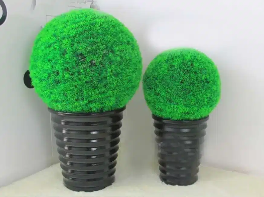 Factory Cheap Price! Mixed Sizes Plastic Flowers Leaf Effect Topiary Balls Artificial Grass Balls Outdoor Hanging Garden Decor 14