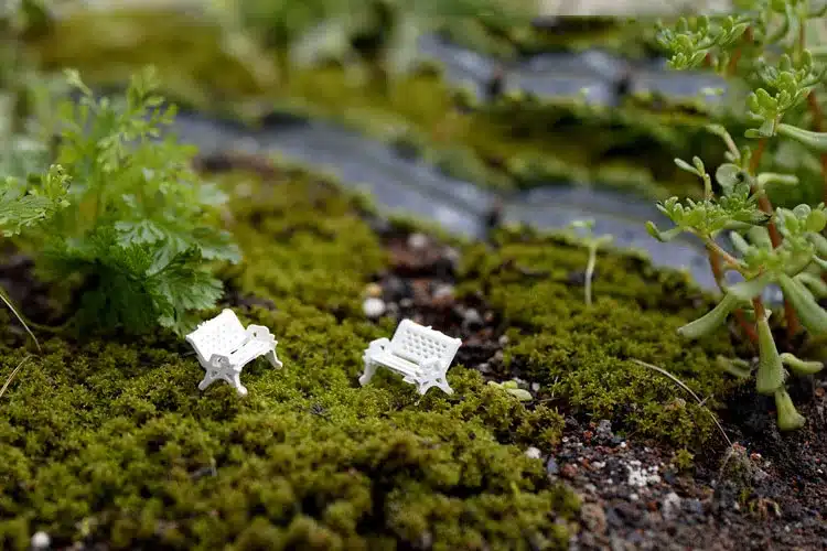10Pcs/lot Mini Garden Decoration Chairs Fairy Garden Miniatures Terrarium Figurines Chair Craft Decoration Terrarium Figurine 12